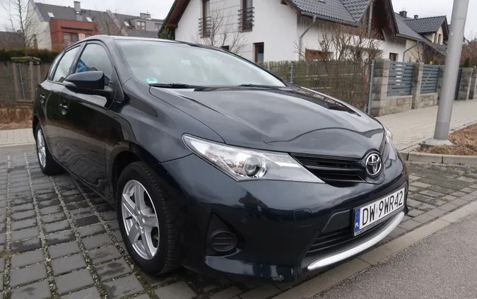 toyota Toyota Auris cena 34000 przebieg: 110000, rok produkcji 2013 z Wrocław